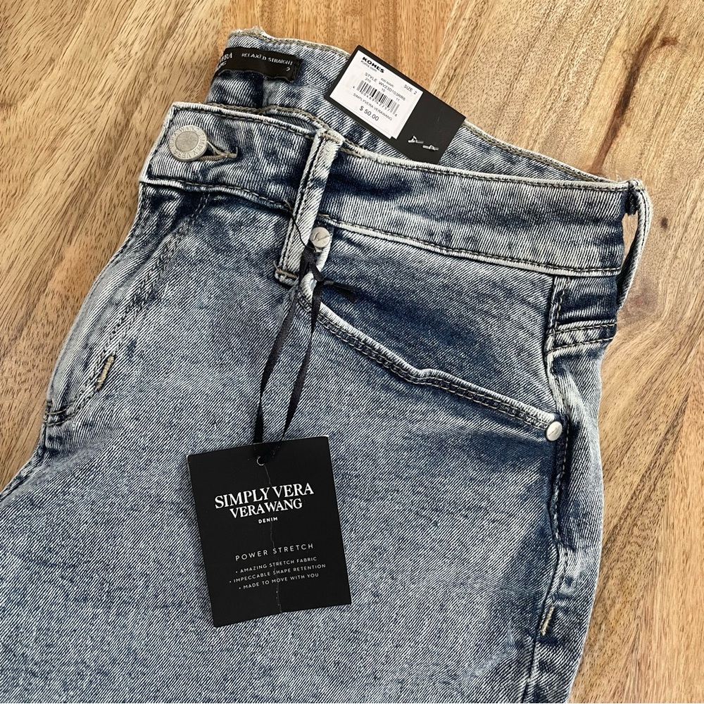 NWT 2 4 simply vera Vera Wang denim, straight, mid rise, power stretch jeans - Picture 2 of 7
